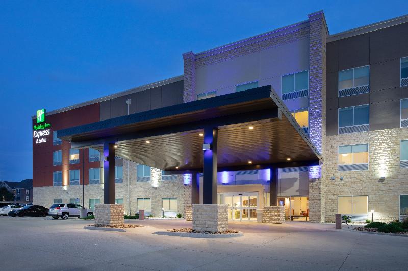 Szálloda Holiday Inn Express & Suites Great Bend, An Ihg