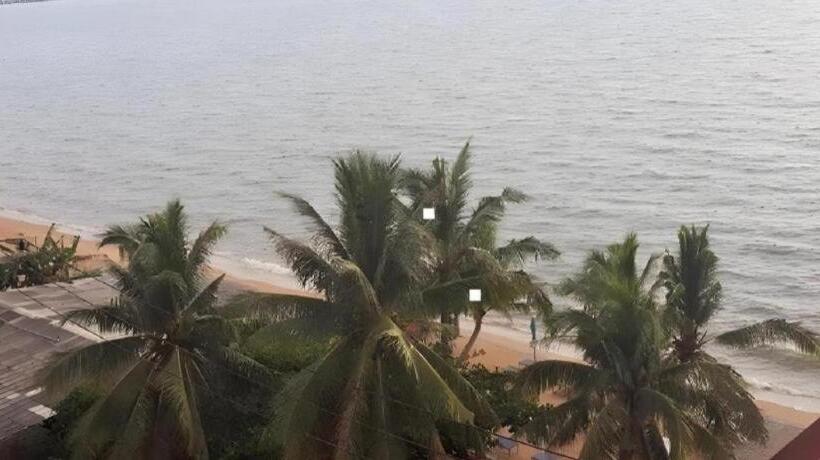 Отель Sea Falcon On The Water