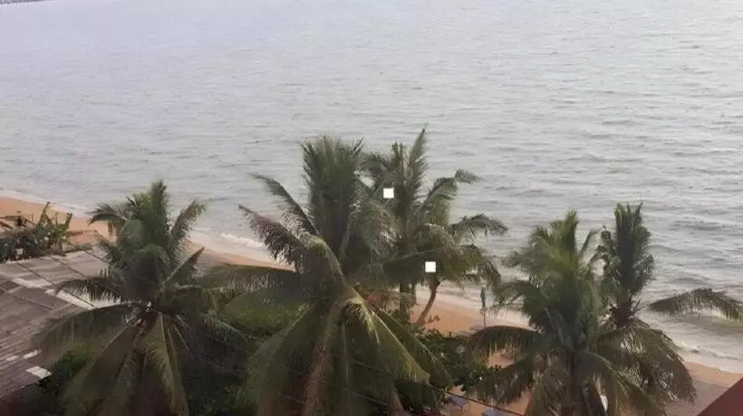 בית מלון כפרי Sea Falcon On The Water