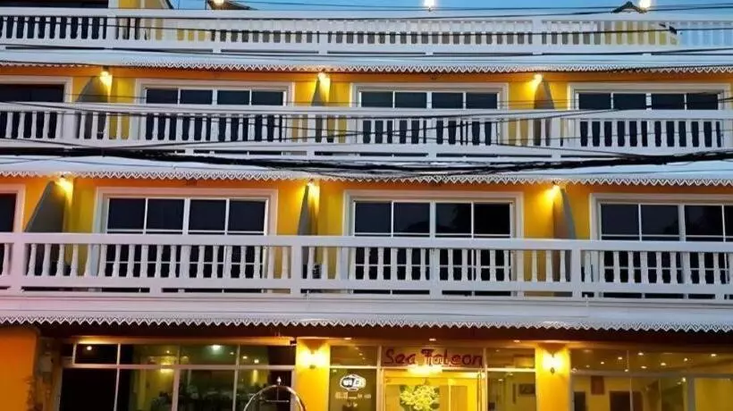 בית מלון כפרי Sea Falcon On The Water