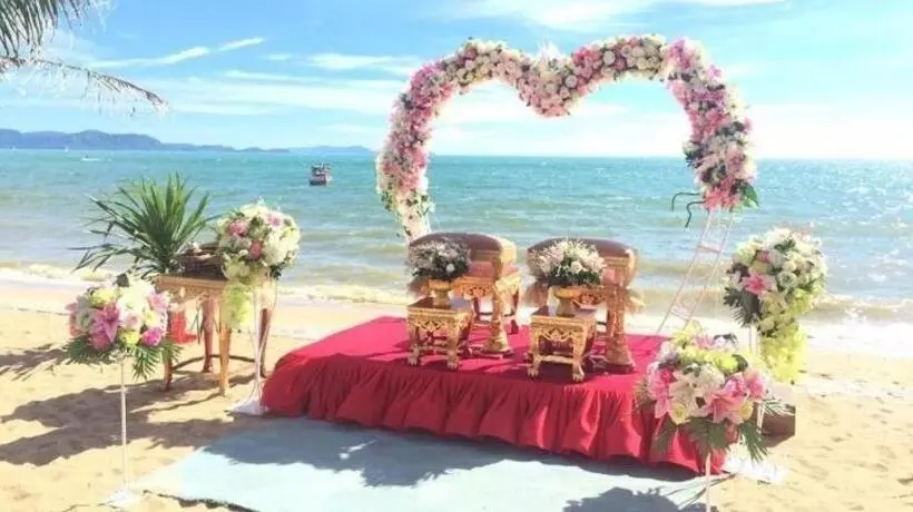 בית מלון כפרי Sea Falcon On The Water