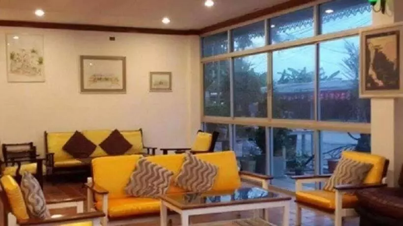 בית מלון כפרי Sea Falcon On The Water