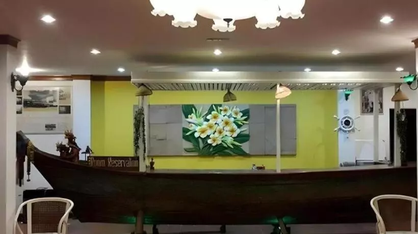 בית מלון כפרי Sea Falcon On The Water