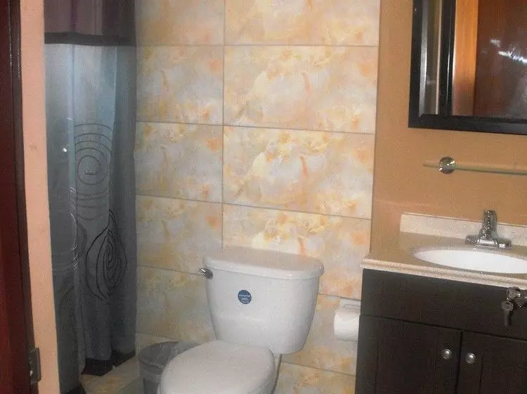 هتل Tropik Leadonna