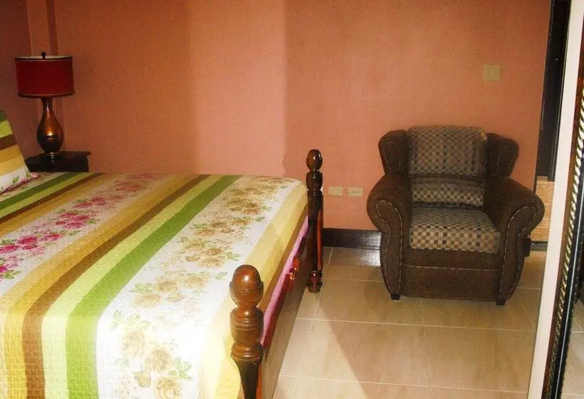 هتل Tropik Leadonna