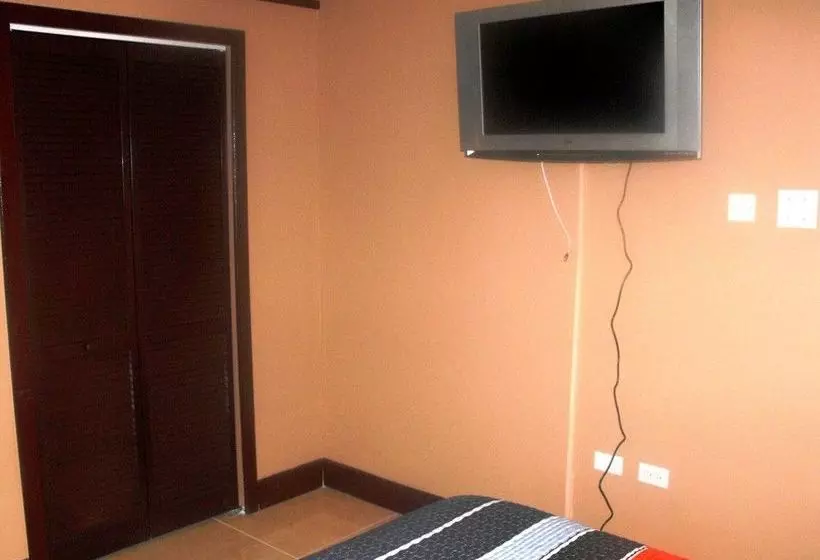 هتل Tropik Leadonna