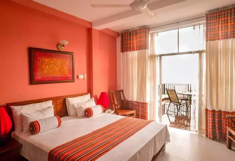 Отель Villa Baywatch Rumassala