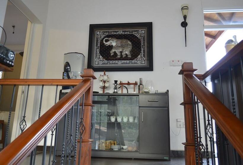 酒店 Villa Baywatch Rumassala