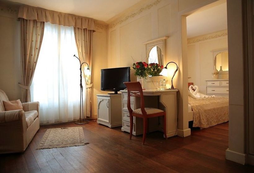 هتل Villa Park Wesola