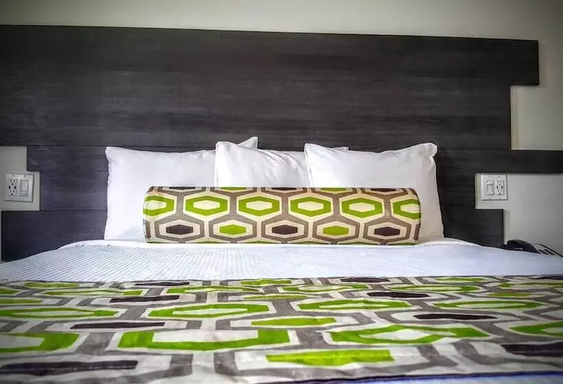 Motelli Jewel City Inn