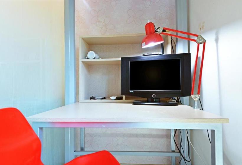 Pansiyon Y S House   Hostel