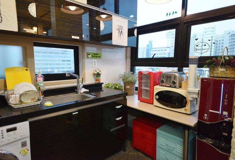 Pansiyon Y S House   Hostel