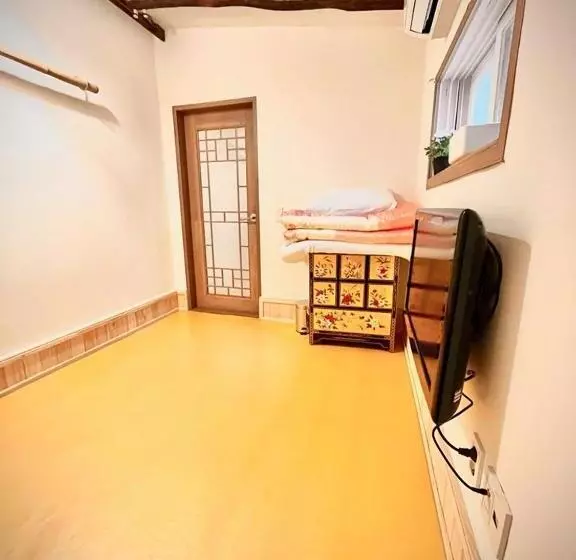 Pensió Sosohan Hanok