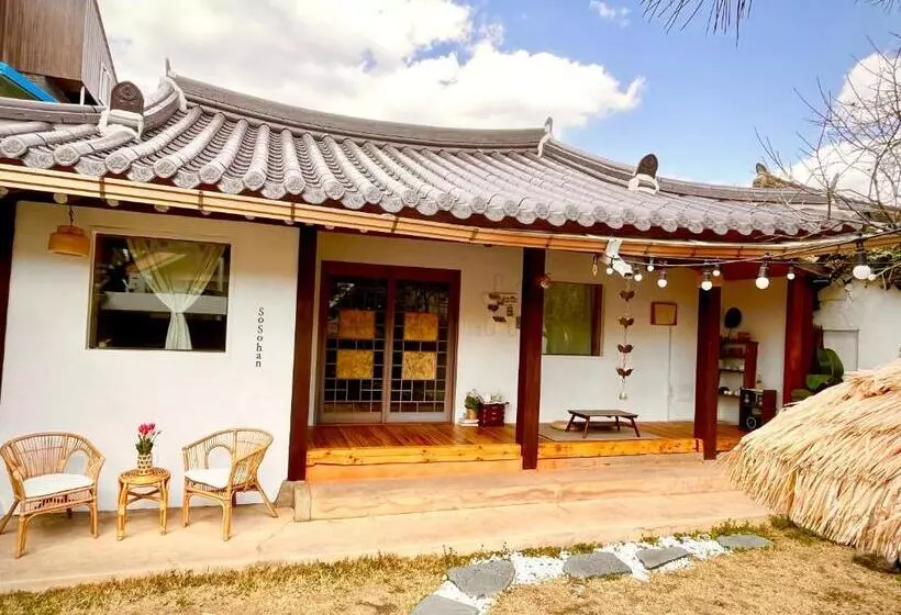 Pensió Sosohan Hanok