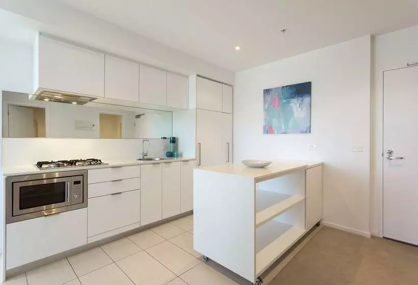 Wyndel Apartments Southbank Views