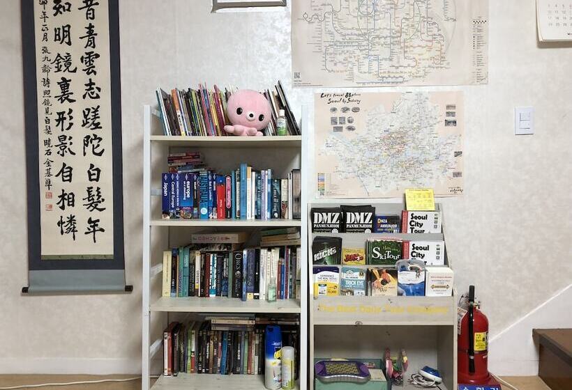 Amuse Guest House   Hostel