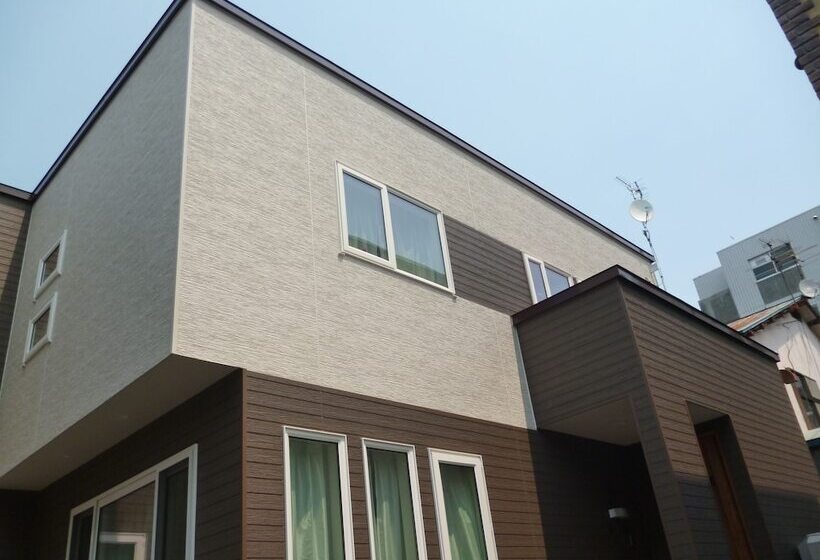 Erry S Guesthouse Sapporo   Hostel