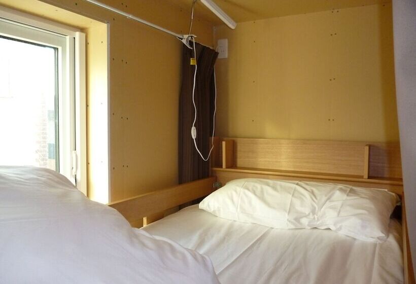 Erry S Guesthouse Sapporo   Hostel