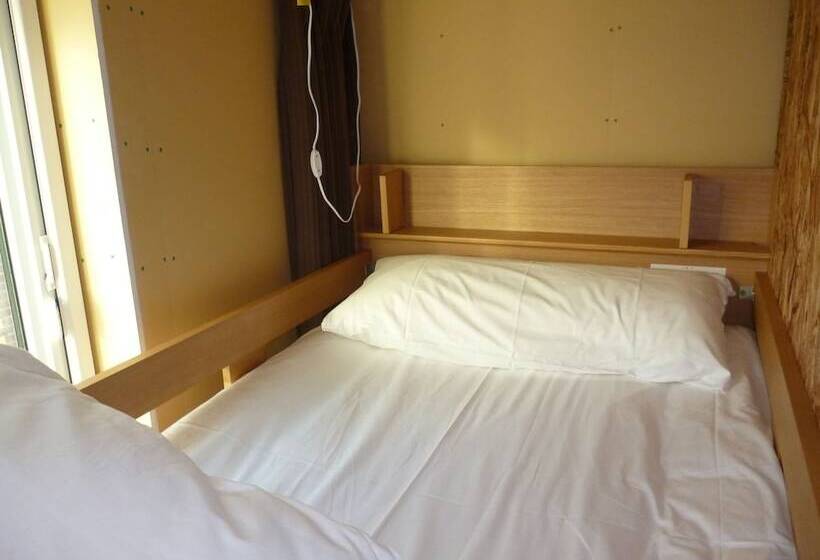 Erry S Guesthouse Sapporo   Hostel