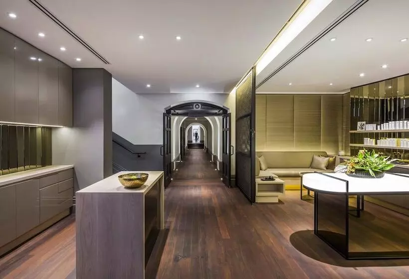 בית מלון כפרי Como The Treasury