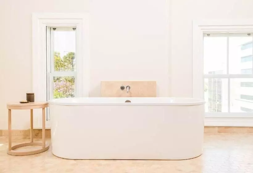 בית מלון כפרי Como The Treasury