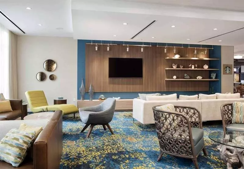 فندق Courtyard By Marriott Faro Blanco Resort