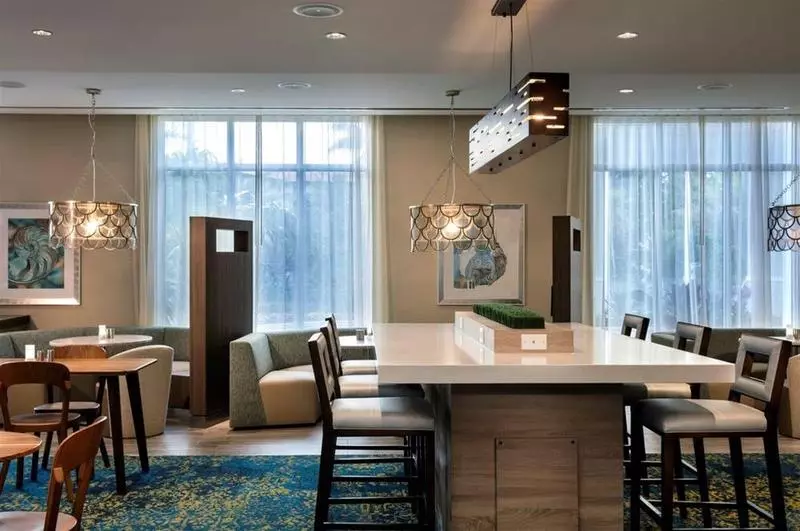 فندق Courtyard By Marriott Faro Blanco Resort