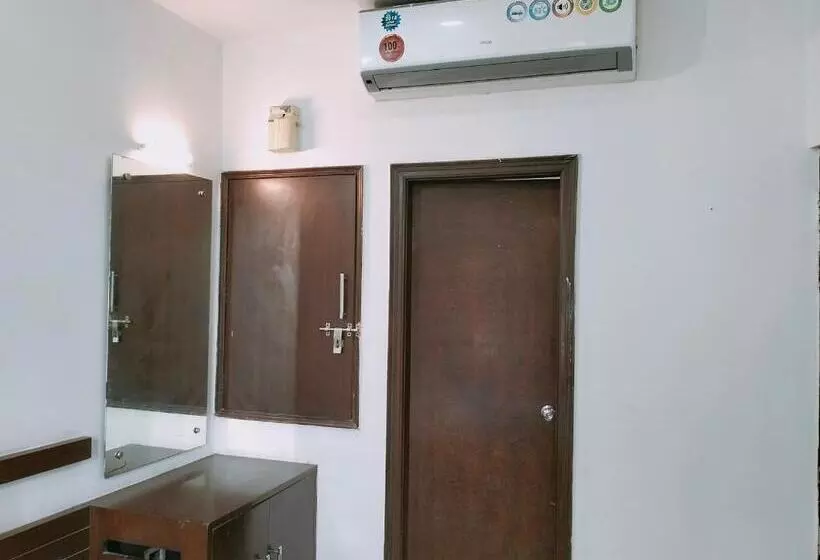 酒店 Fabexpress Taj Prince