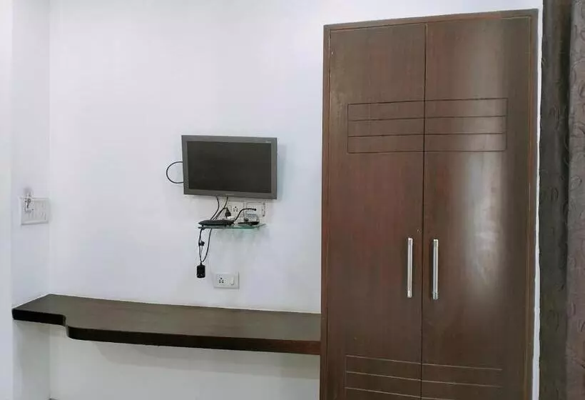 酒店 Fabexpress Taj Prince