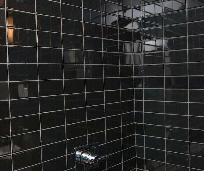 Отель Ivoire Guest House