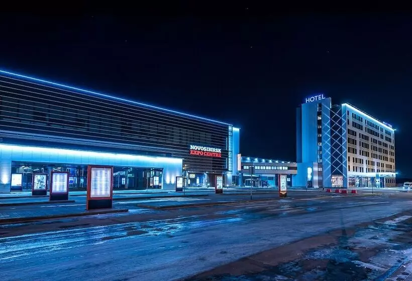 בית מלון כפרי Skyexpo