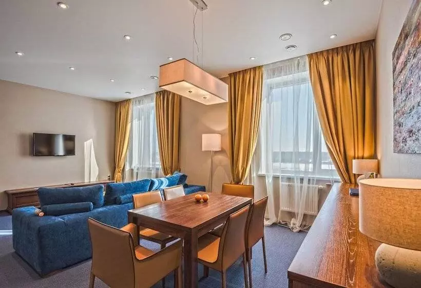 בית מלון כפרי Skyexpo