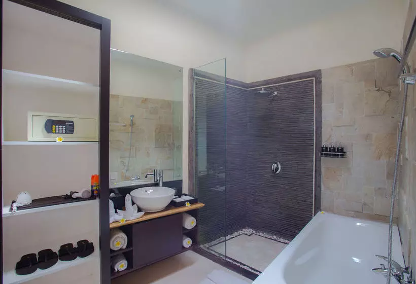 Kayu Suar Bali Luxury Villas And Spa