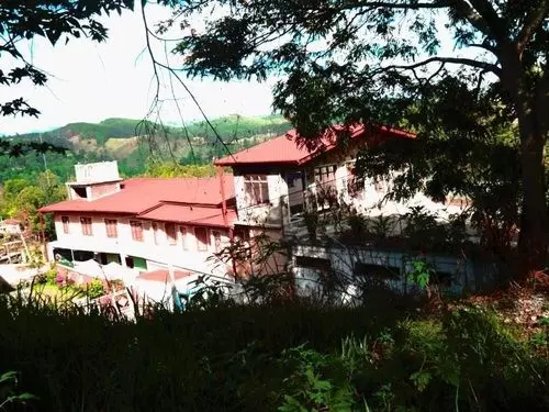 بنسيون Kent Holiday Inn