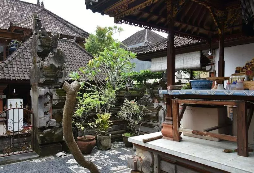 פנסיון Ume Sita Villa And Homestay