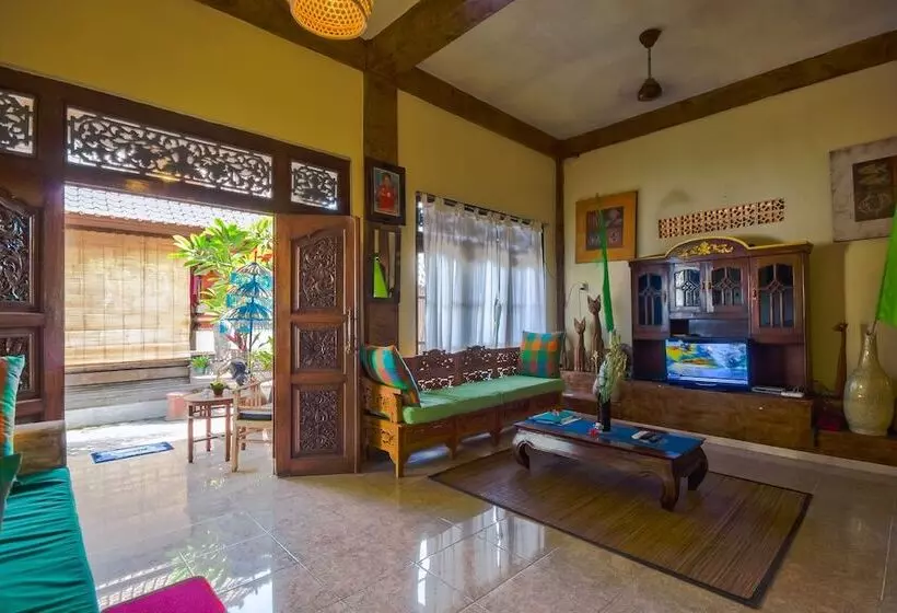 פנסיון Ume Sita Villa And Homestay