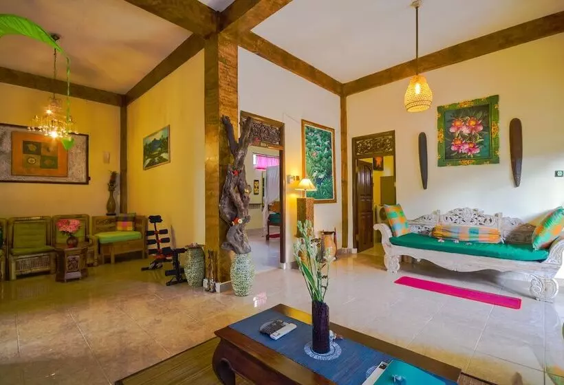 פנסיון Ume Sita Villa And Homestay