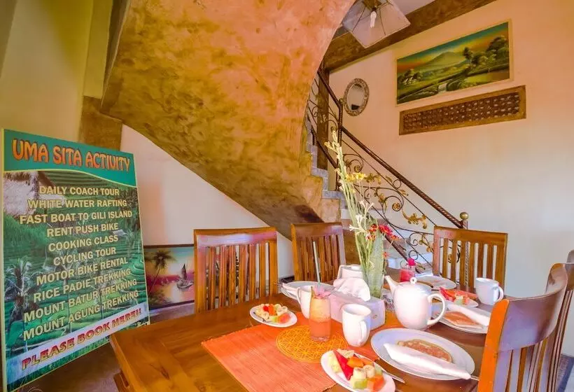 פנסיון Ume Sita Villa And Homestay