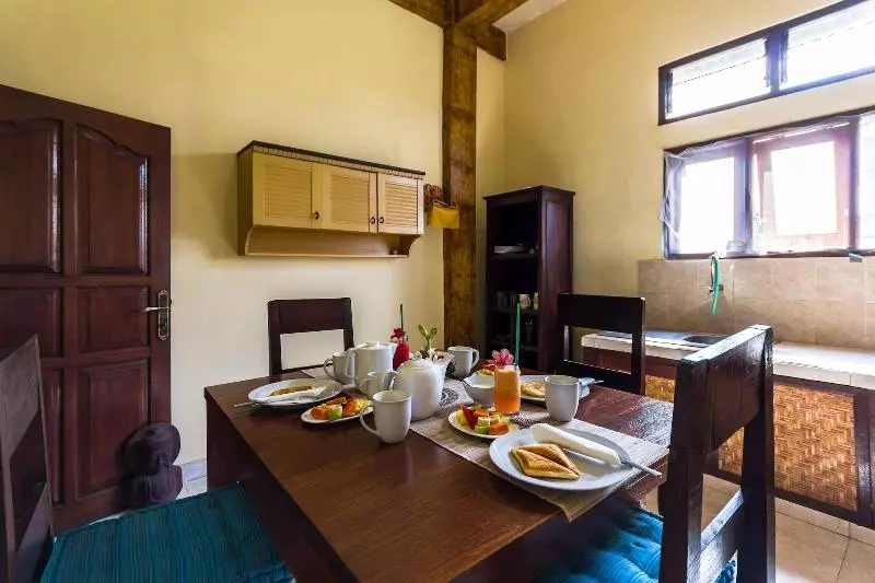 פנסיון Ume Sita Villa And Homestay