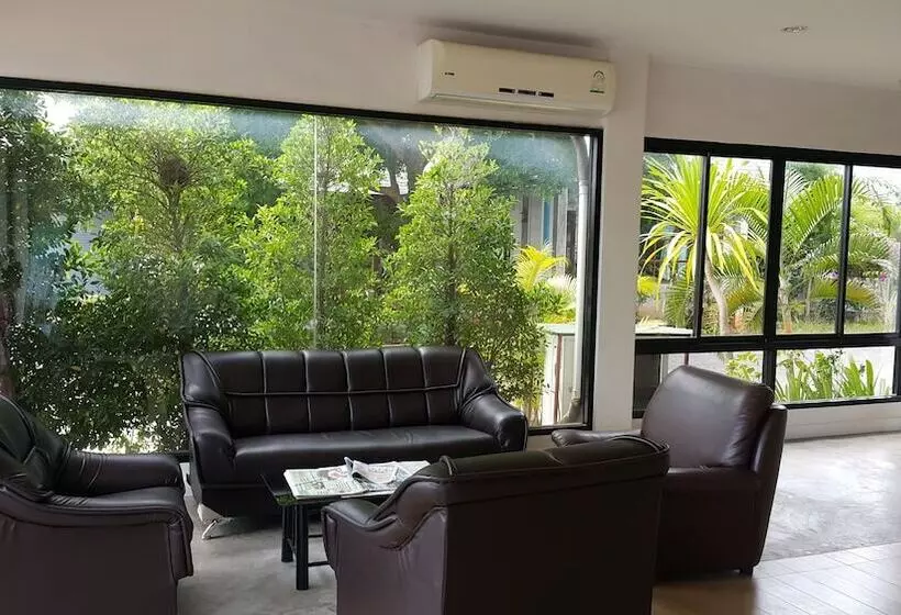 The Living Hotel At Surat Thani