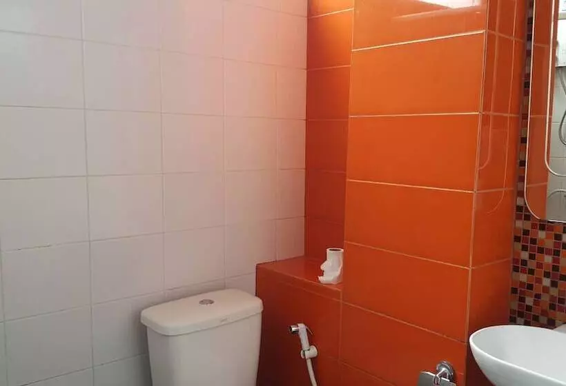 The Living Hotel At Surat Thani