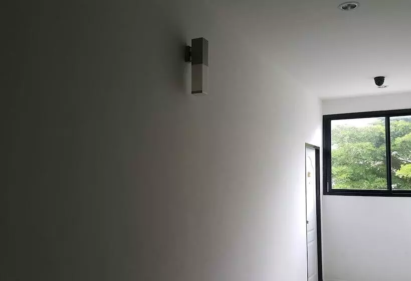 The Living Hotel At Surat Thani