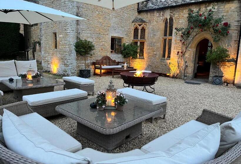 مبيت وإفطار Abbots Grange Manor House