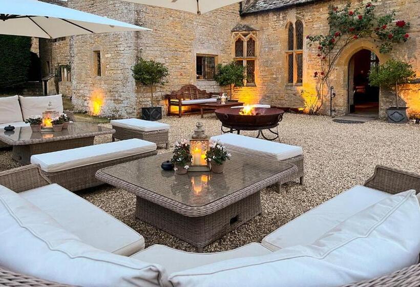 مبيت وإفطار Abbots Grange Manor House