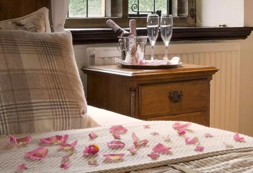 Bed and Breakfast Abbots Grange Manor House