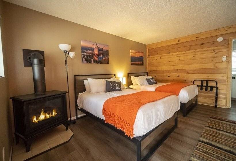 호텔 Basecamp At Snowbowl