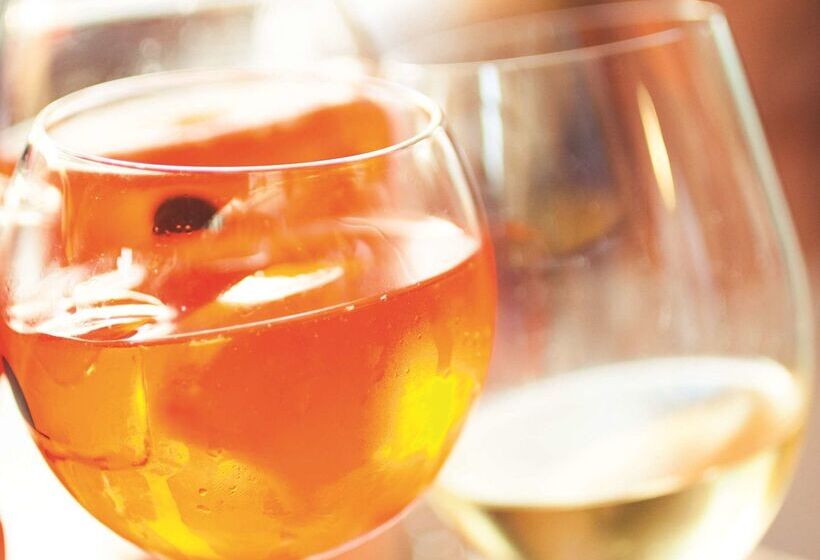 فندق Embassy Suites By Hilton Akroncanton Airport