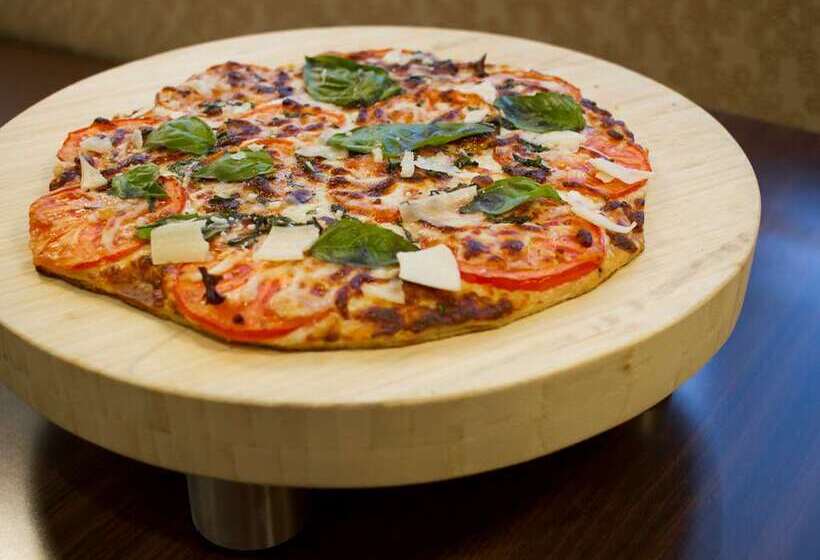 فندق Embassy Suites By Hilton Akroncanton Airport