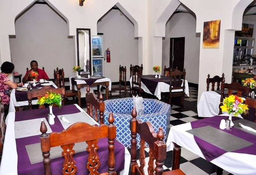 Hotel Forodhani Park