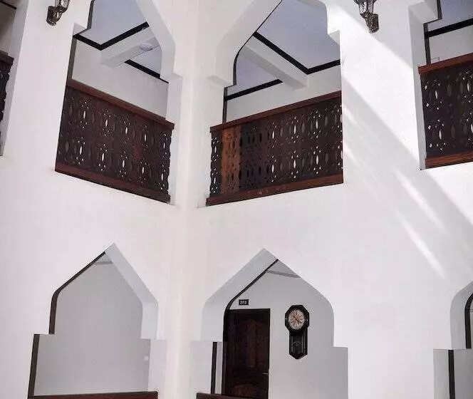 هتل Forodhani Park